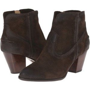 Frye Renee Seam Short Fatigue Oiled Suede Size 10